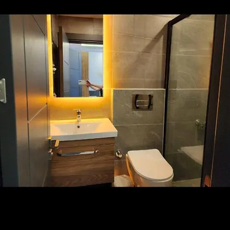 Basar Hotel *